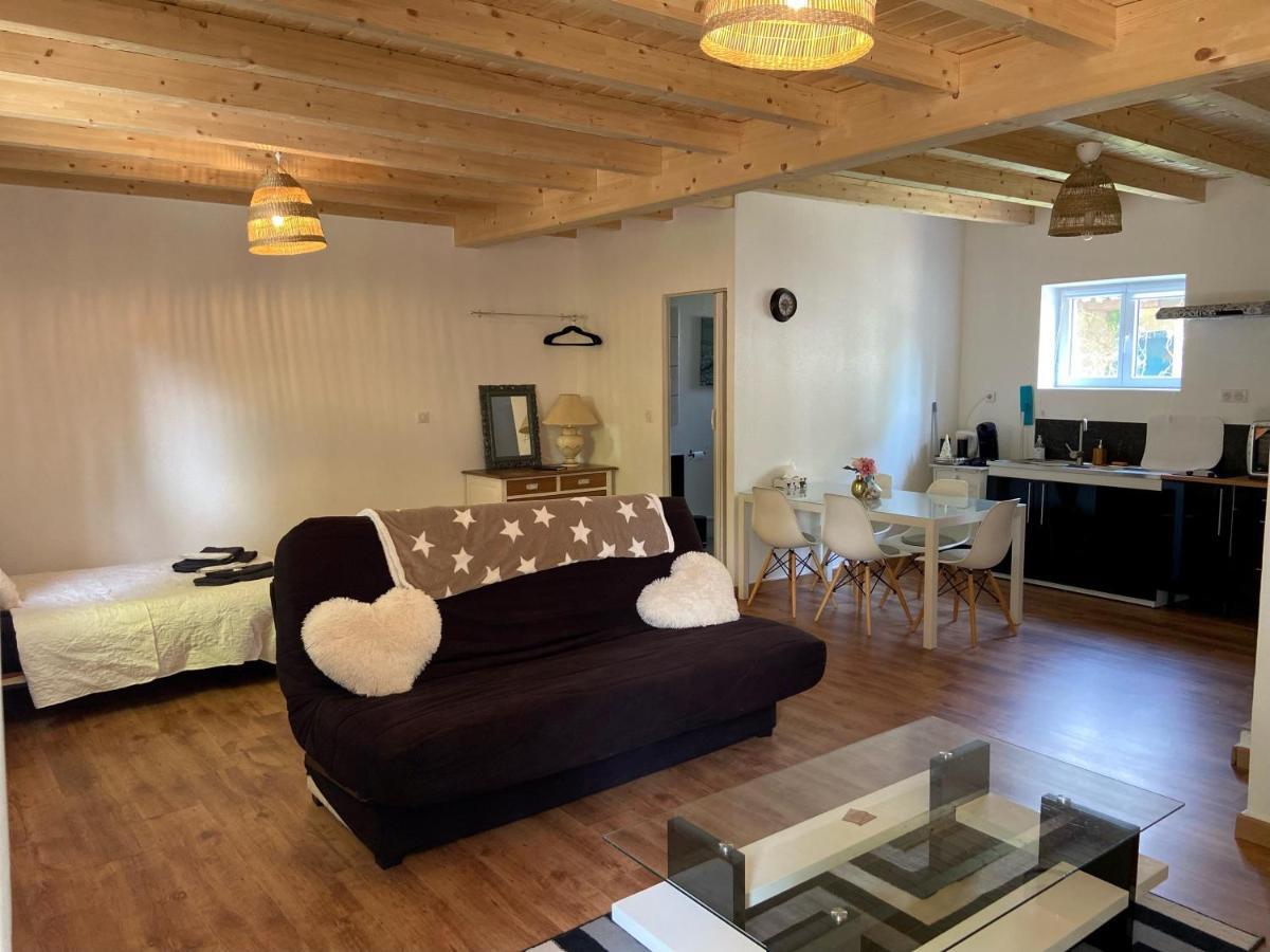 Le Noyer: Petit Chalet Cosy Proche De Mulhouse Daire Riedisheim Dış mekan fotoğraf